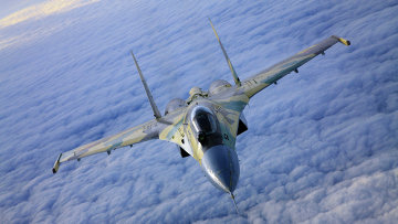 Самолет СУ-35